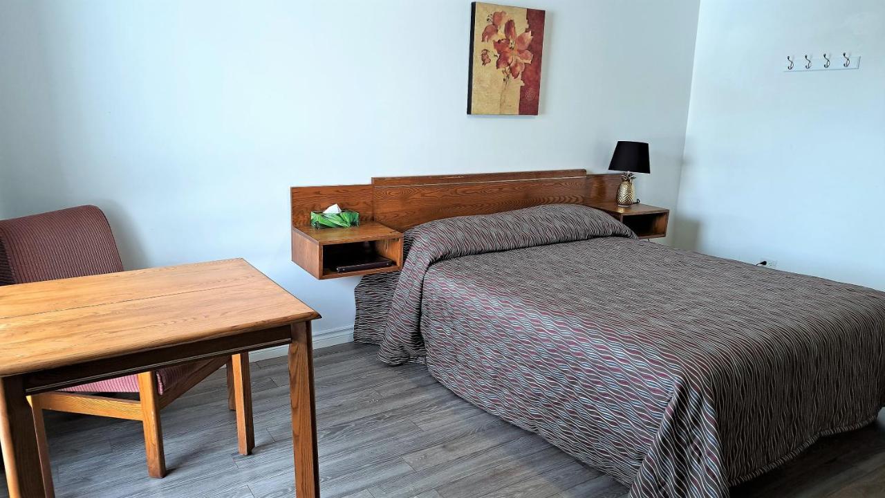 Motel Bonsoir โชลิแอต ภายนอก รูปภาพ